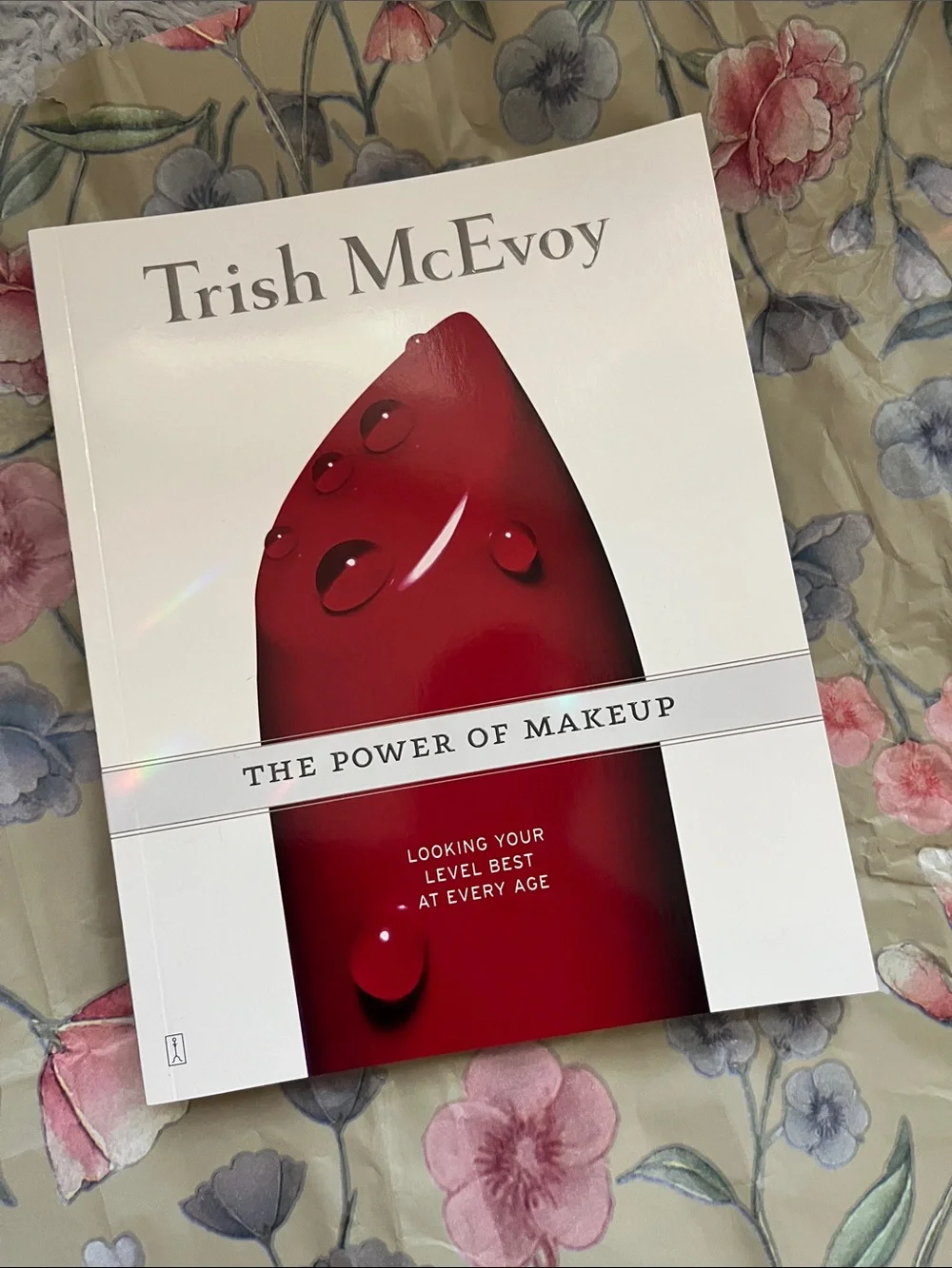 Trish McEvoy Power of Makeup Book & Travel Cosmetics Case